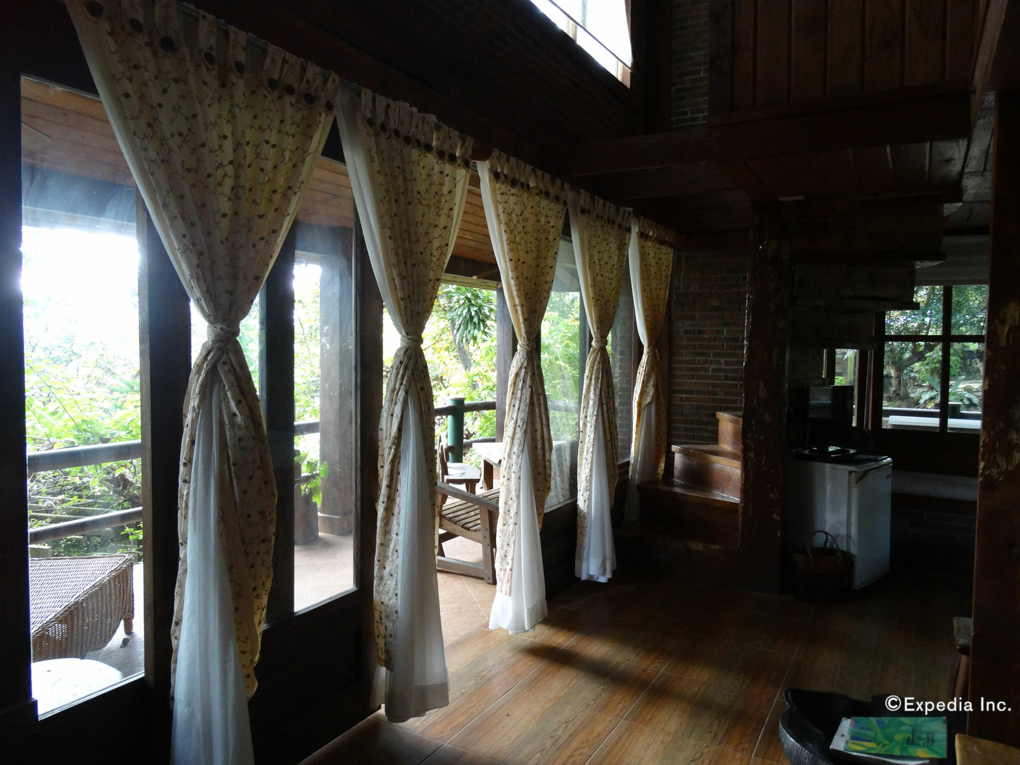 Chema'S By The Sea Hotel Самал Екстериор снимка